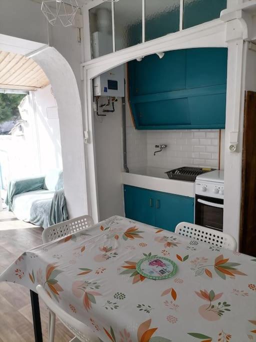 Maison de pecheur cour privée en centre ville Saint-Gilles-Croix-de-Vie Esterno foto
